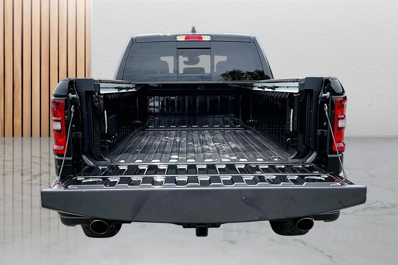 New 2026 Diamond Black Crystal Pearl-Coat Exterior Paint RAM Rebel image 24