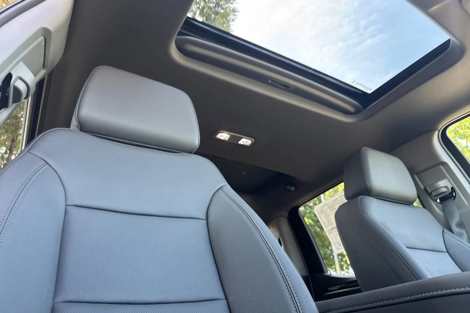 2026 Chevrolet Silverado 1500 LTZ - Photo 15