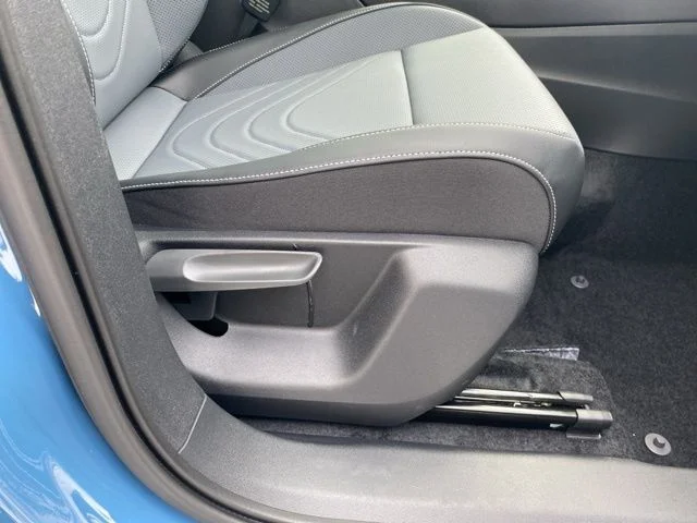 2026 Volkswagen Tiguan SE - Photo 48