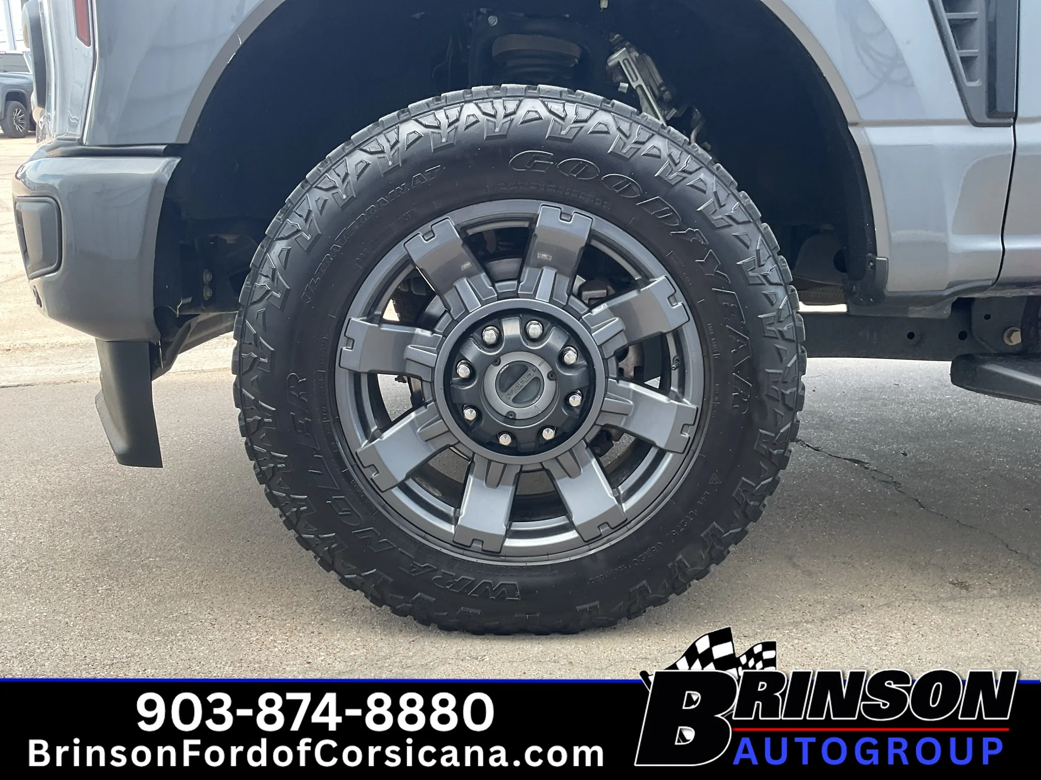 Used 2024 Carbonized Gray Metallic Ford LARIAT image 14