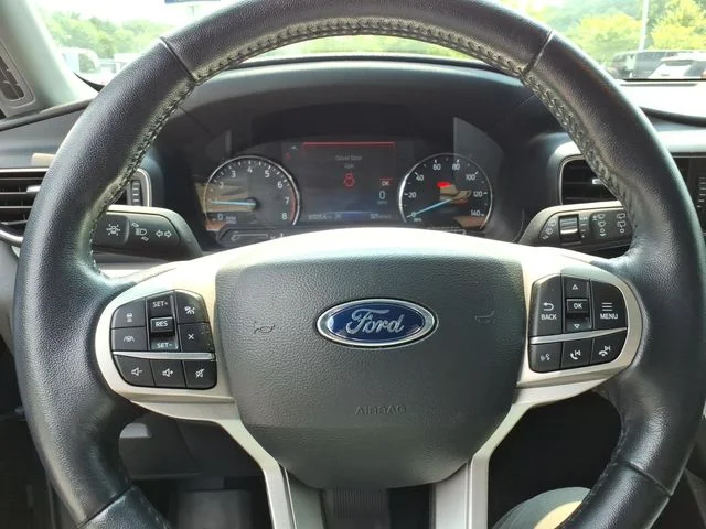 Used 2021 Gray Ford XLT image 23