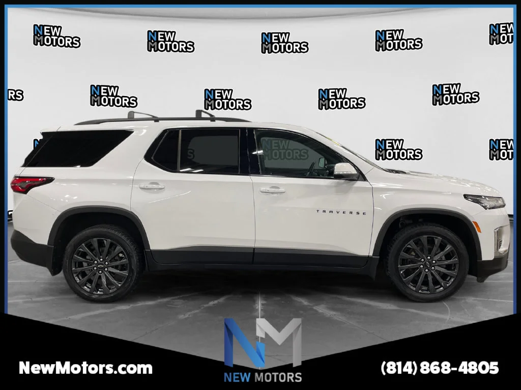 Used 2023 Summit White Chevrolet RS image 6