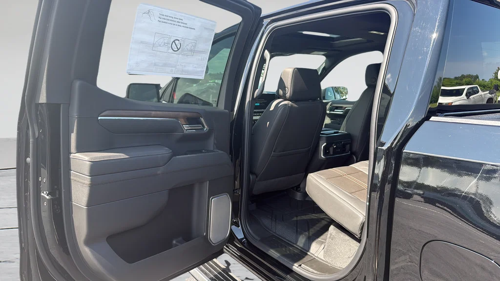 New 2026 Black Chevrolet High Country image 37