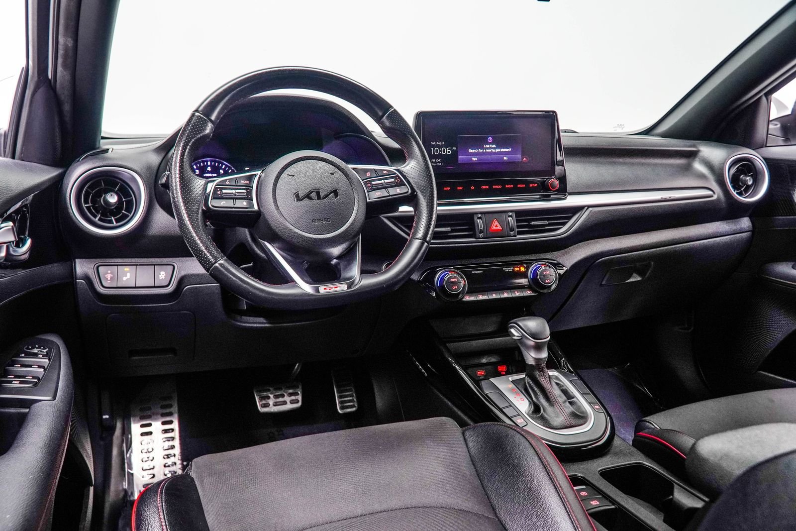 Used 2024 White Kia GT image 16