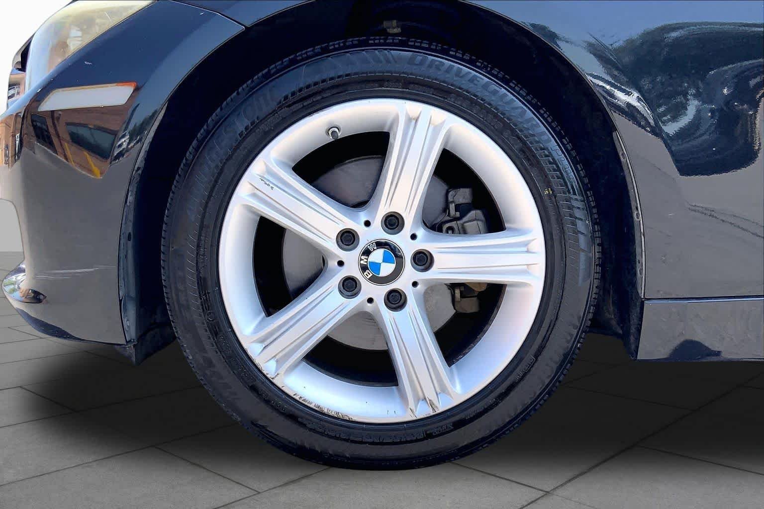 Used 2014 Jet Black BMW 328i image 11