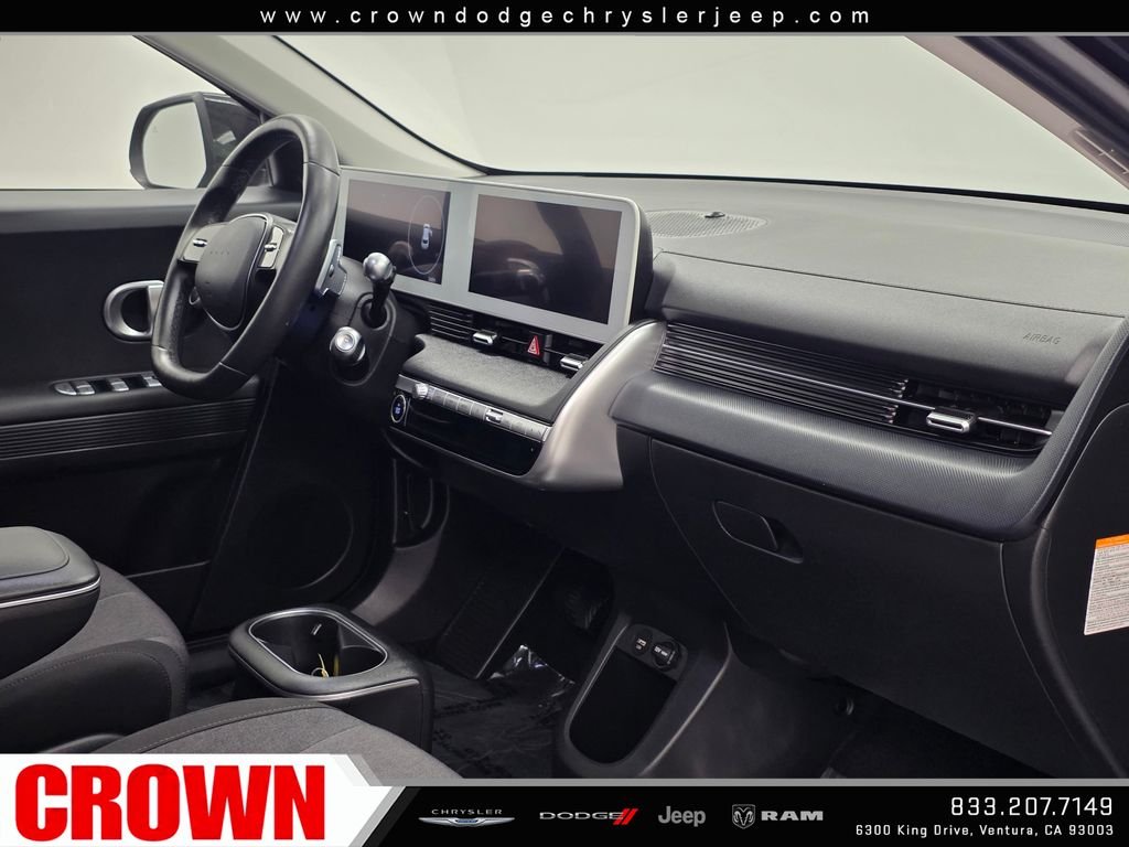 Used 2024 Black Hyundai SEL image 12