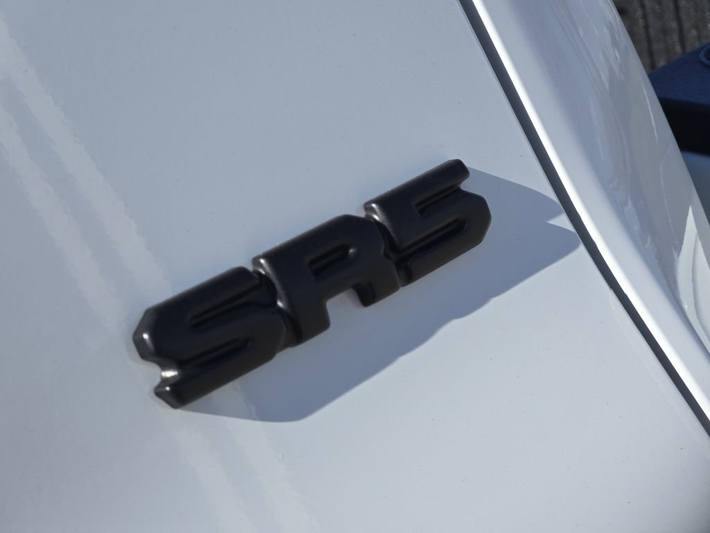 2026 Toyota Tacoma SR5 - Photo 9