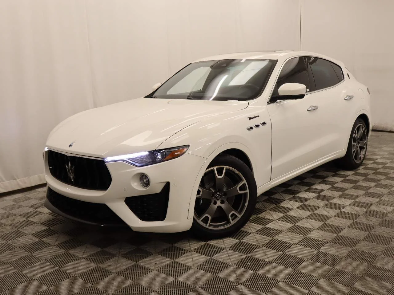 2023 Maserati Levante Modena