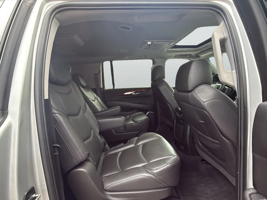 Used 2017 Silver Cadillac Premium image 24