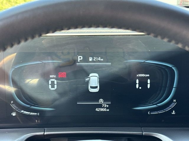 Certified Used 2025 Green Kia S image 18