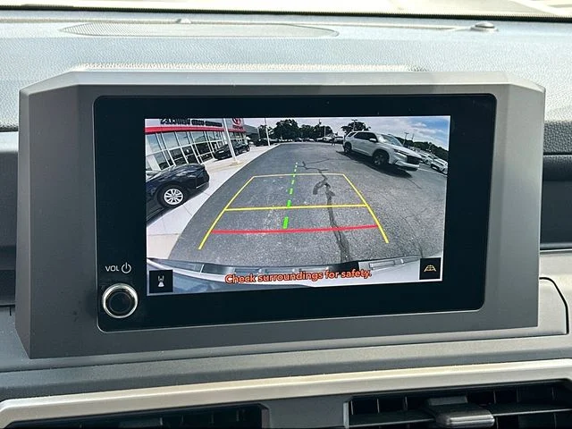 Used 2024 White Toyota SR image 18
