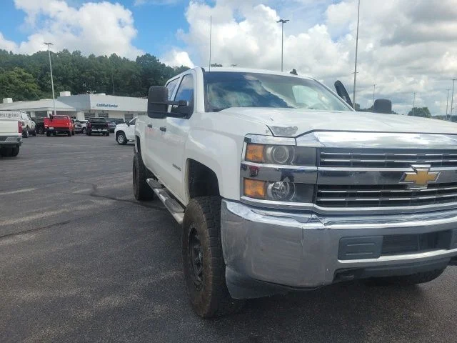 Used 2015 White Chevrolet LT image 2