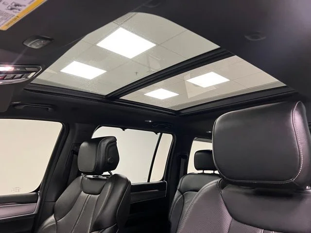 2023 Jeep Wagoneer Series II - Photo 42
