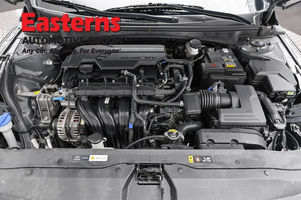 Used 2026 Gray Hyundai SEL Sport image 7