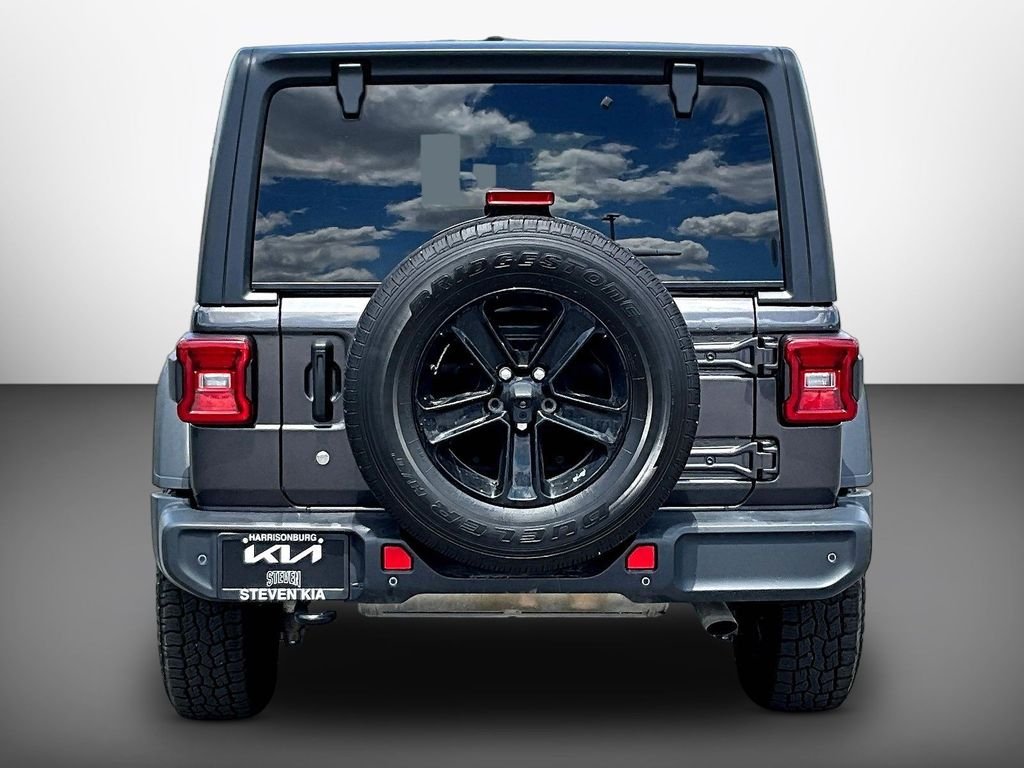 Used 2020 Gray Jeep Unlimited Sport Altitude image 5