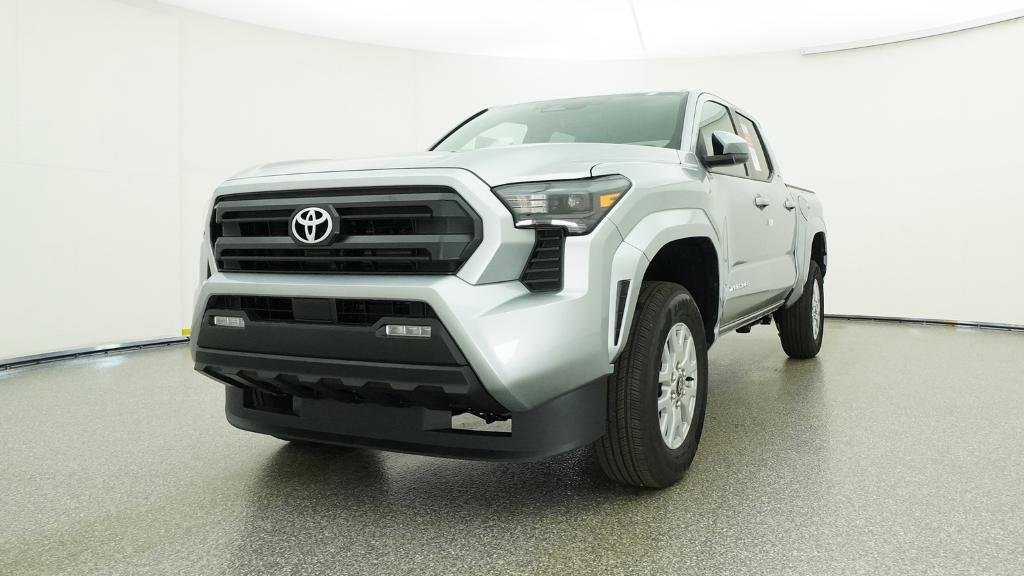 2026 Toyota Tacoma SR5 - Photo 15