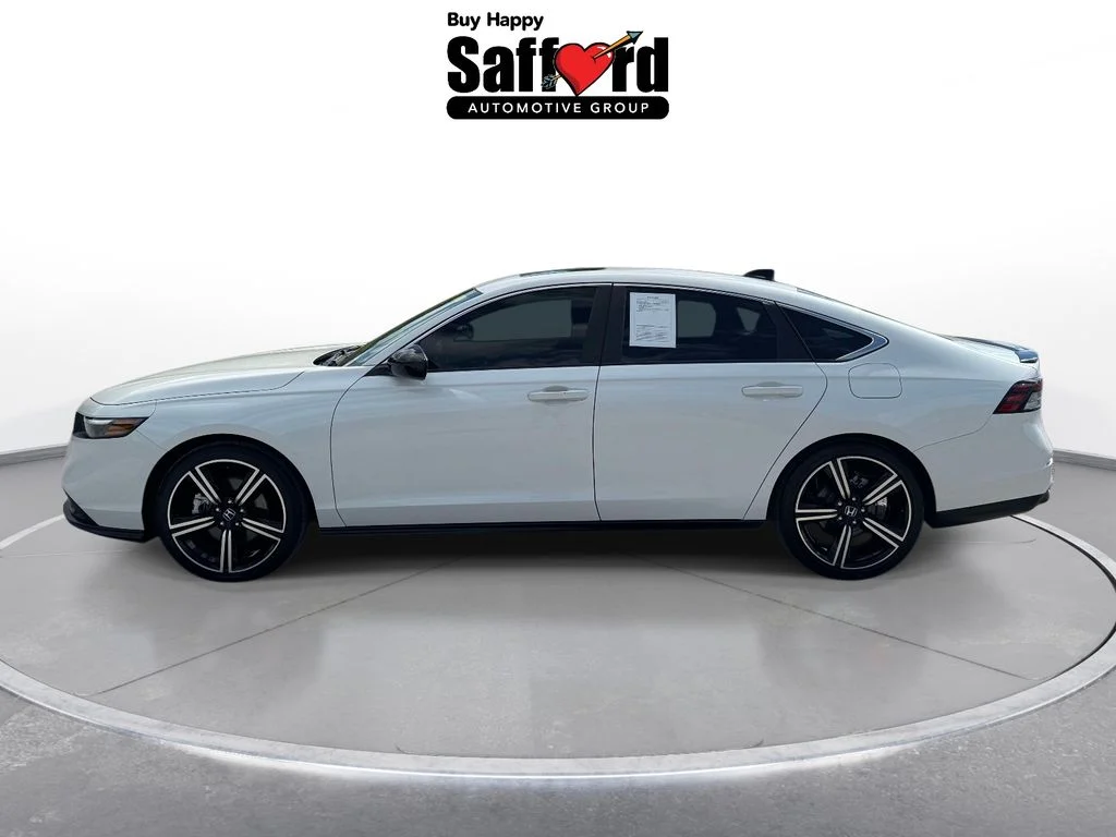 Used 2023  Honda Sport image 5