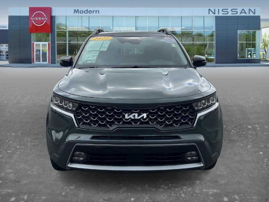 Used 2022 Aruba Green Kia X-Line EX image 2