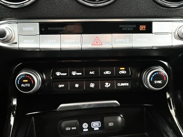 Used 2019 Black Kia Base image 29