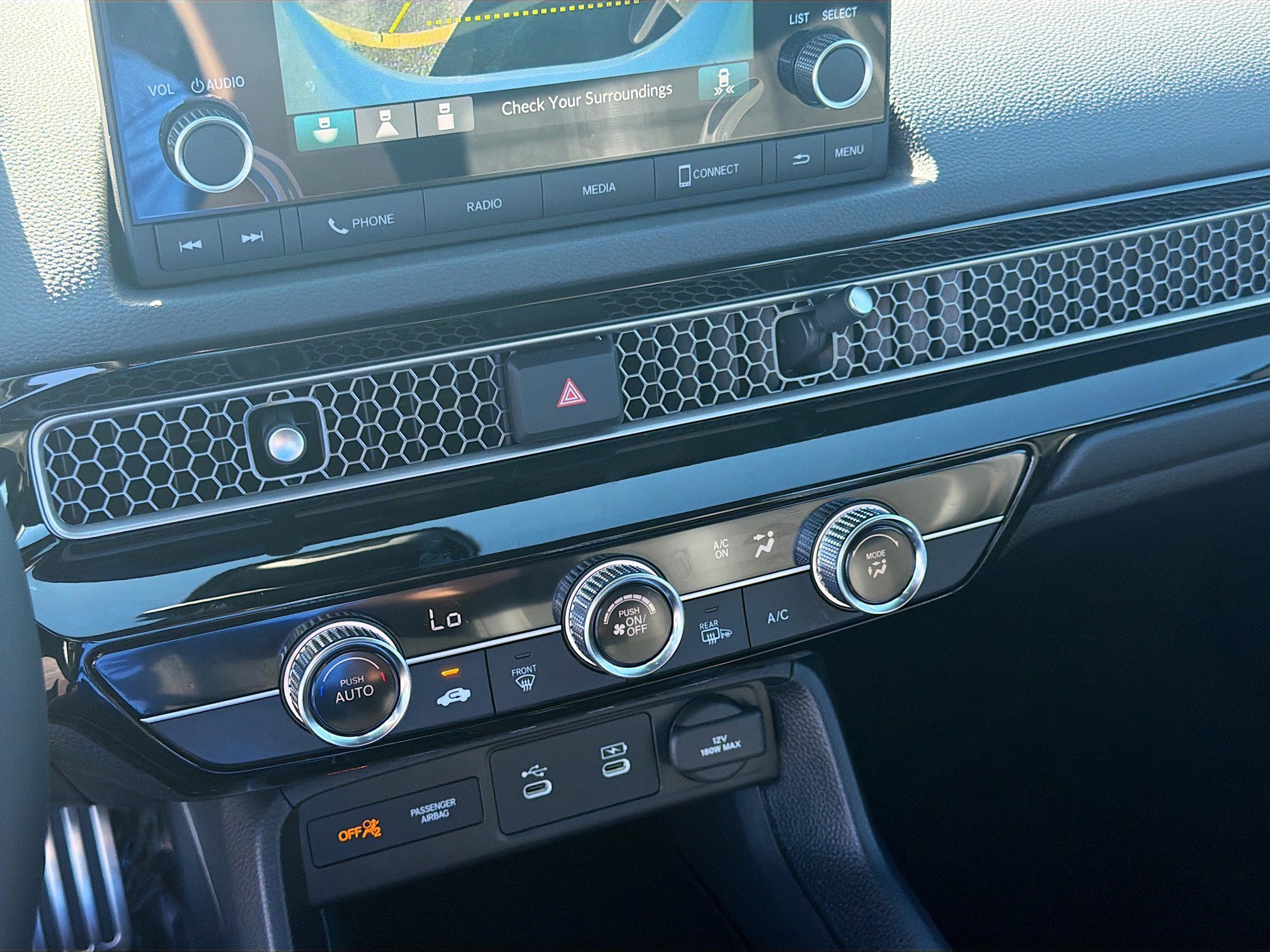 2026 Honda Civic Hatchback Sport - Photo 14