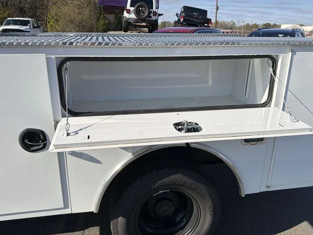 2026 RAM 3500 Chassis Tradesman - Photo 18