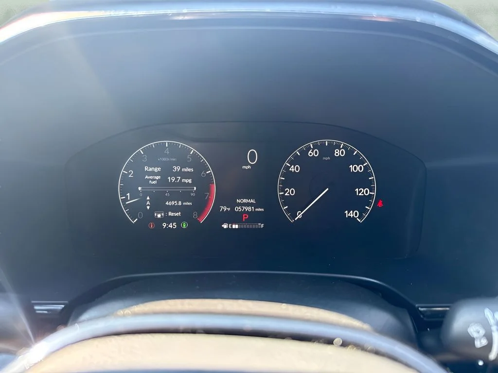 Used 2024 Silver Honda EX-L image 16