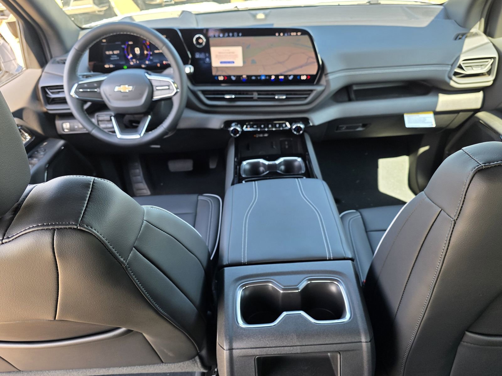 2026 Chevrolet Silverado EV LT - Photo 8