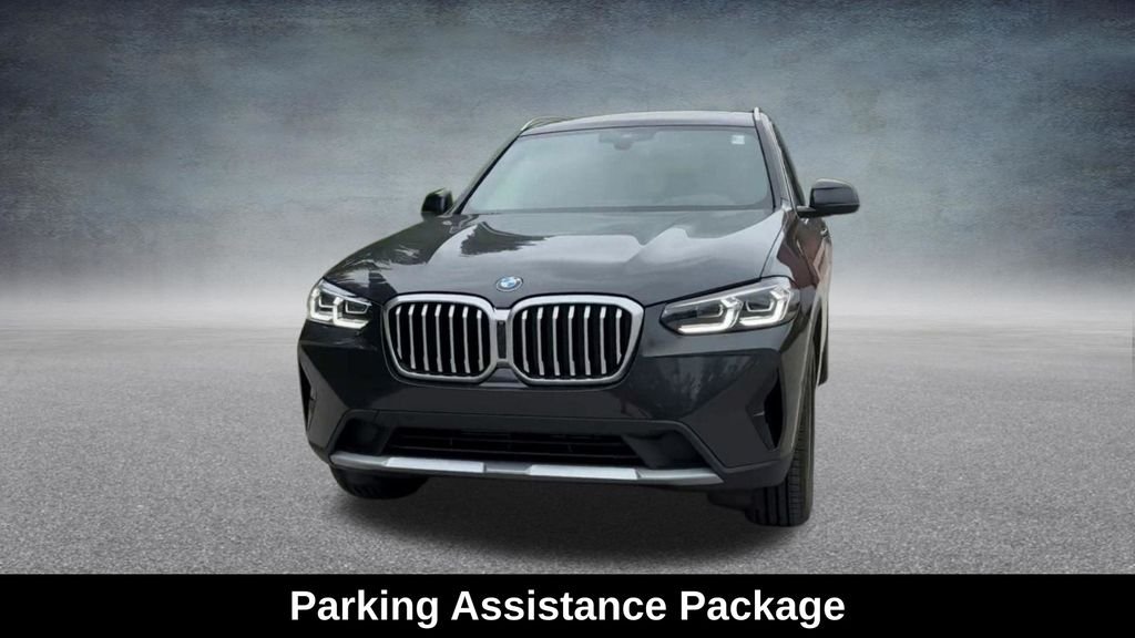 Used 2024 Gray BMW xDrive30i image 8
