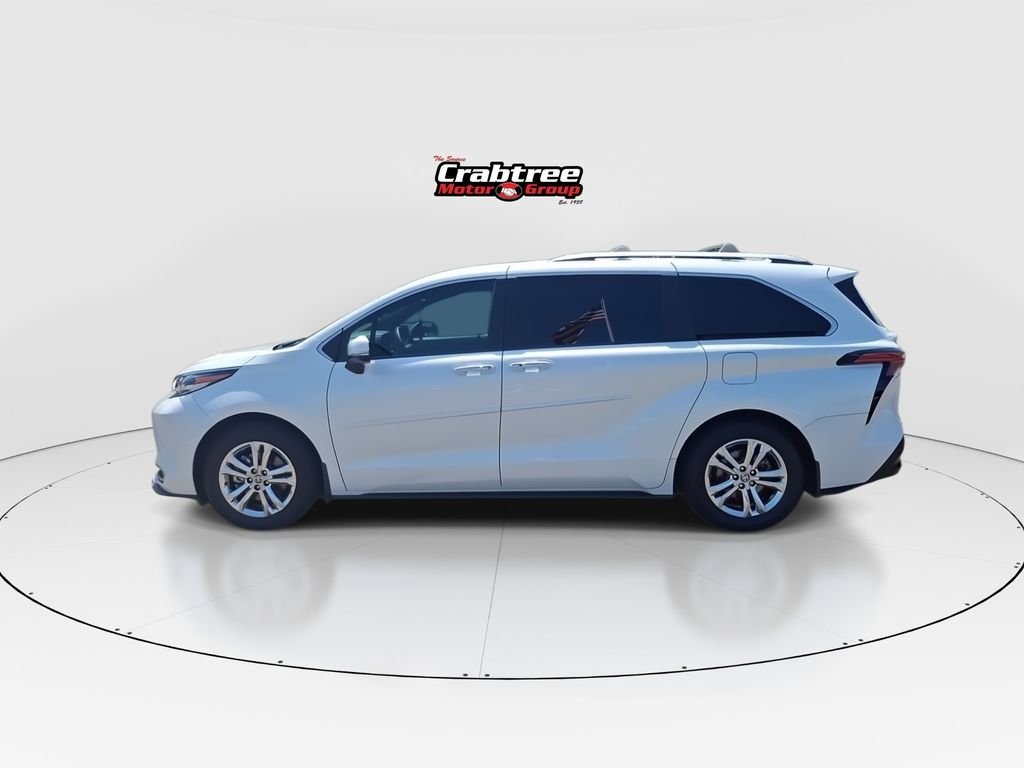 Used 2022 Beige Toyota Platinum image 5