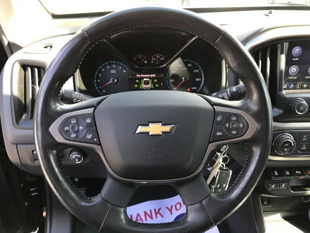 Used 2022 Black Chevrolet 4WD Z71 image 15