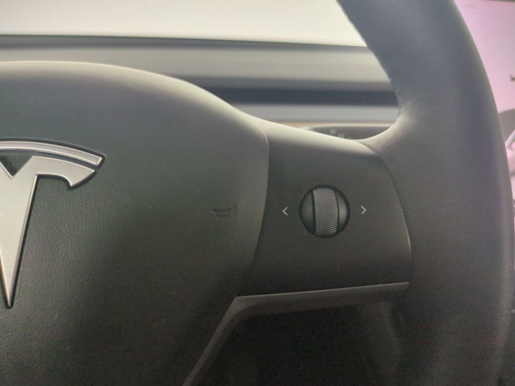 2023 Tesla Model Y Long Range - Photo 33