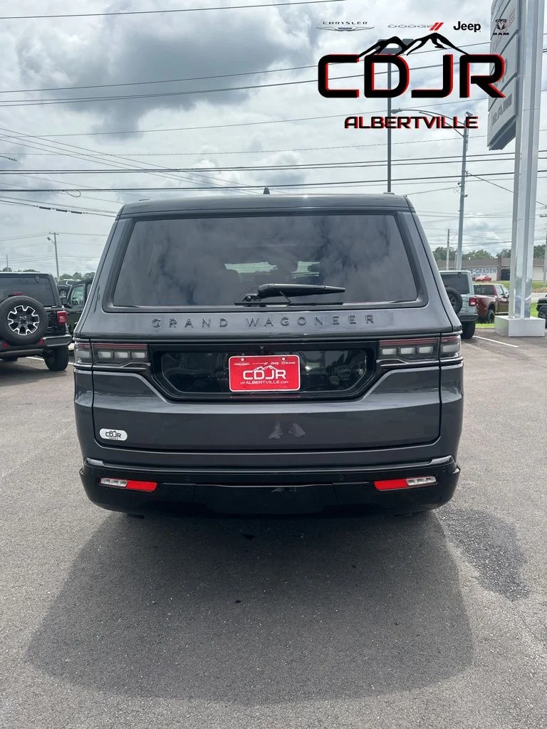 New 2024 Baltic-Gray Metallic Clear-Coat Exterior Paint Jeep Series II image 4