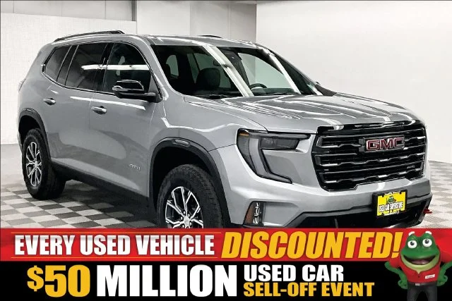 2024 GMC Acadia AT4