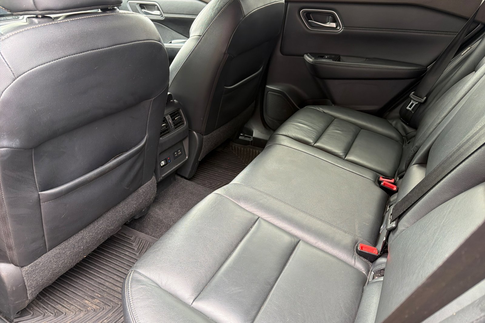 Used 2021 Boulder Gray Pearl Nissan SL image 10
