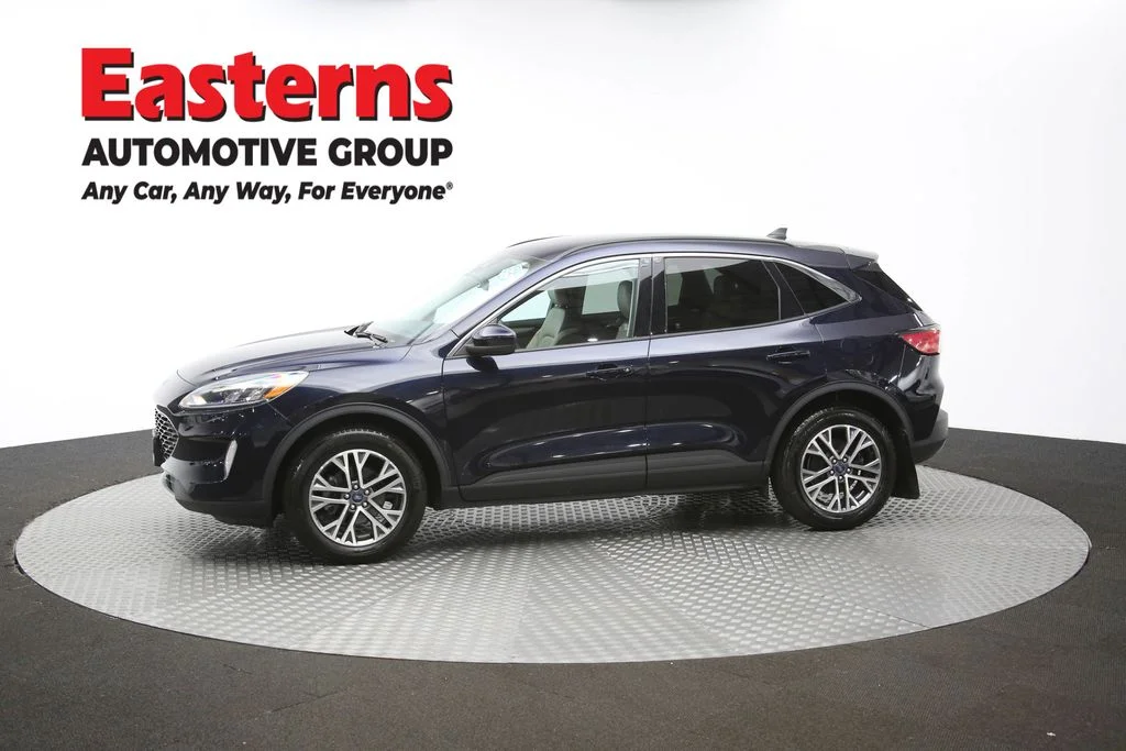 Used 2021 Blue Ford SEL image 56