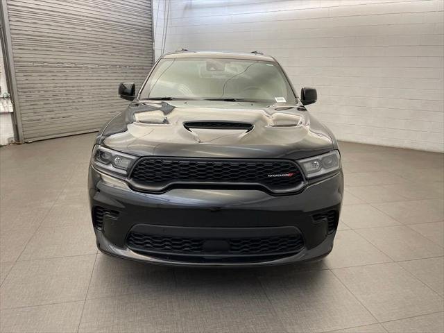 New 2026 Diamond Black Clear-Coat Exterior Paint Dodge GT PLUS image 6