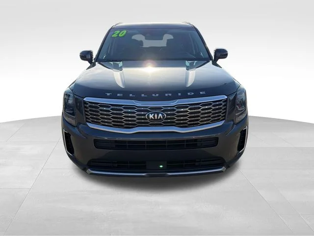 Used 2020 Gray Kia S image 2