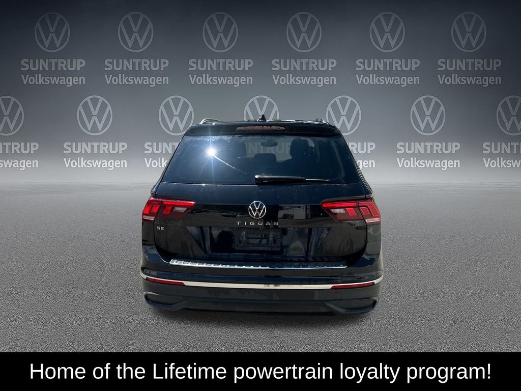 Used 2023 Black Volkswagen 2.0T SE image 5