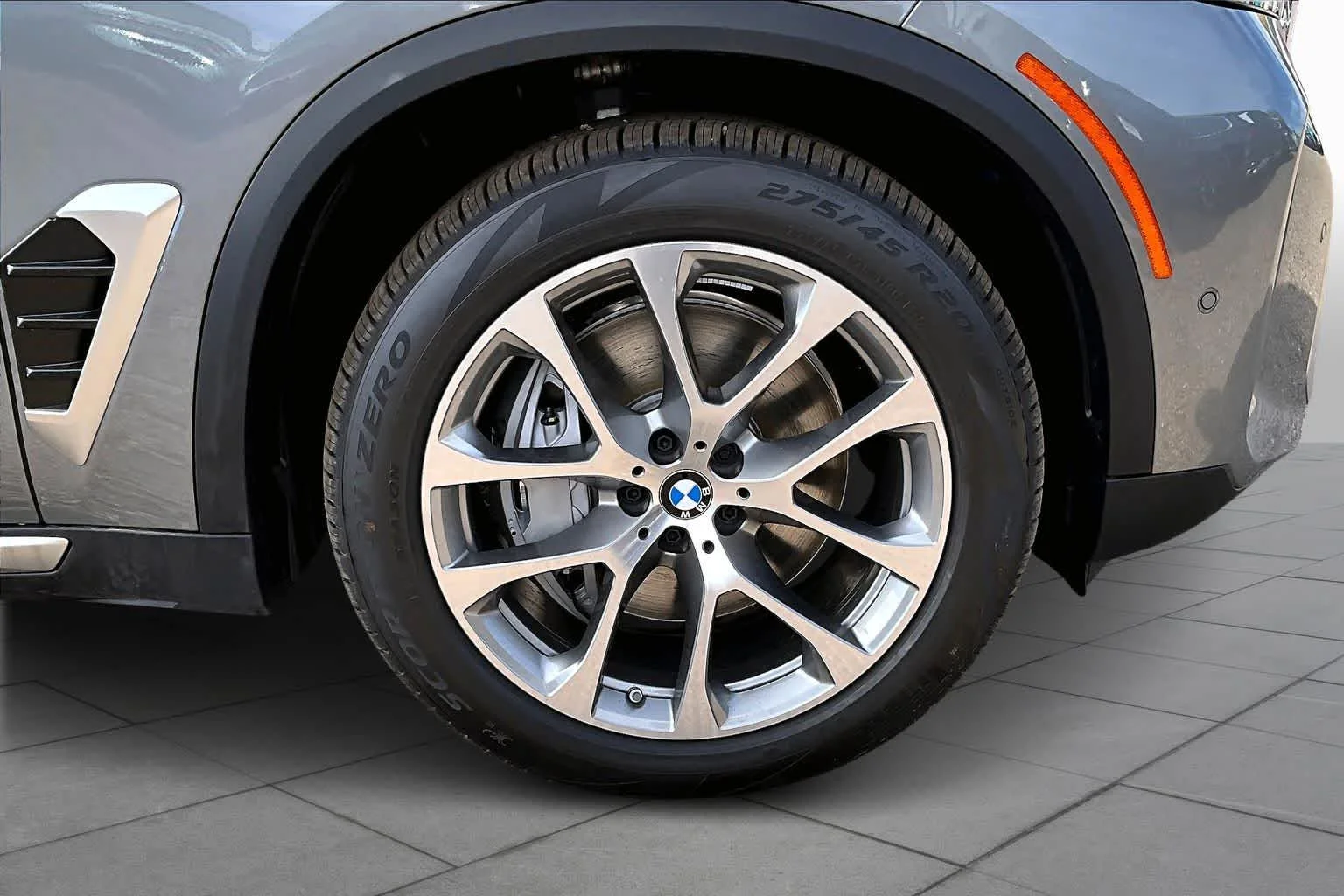 New 2026 Skyscraper Grey Metallic BMW xDrive50e image 11