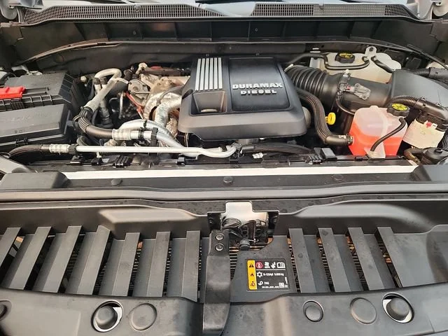 2025 Chevrolet Silverado 1500 LTZ - Photo 29
