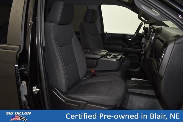 Used 2022 Mosaic Black Metallic Chevrolet Custom image 7