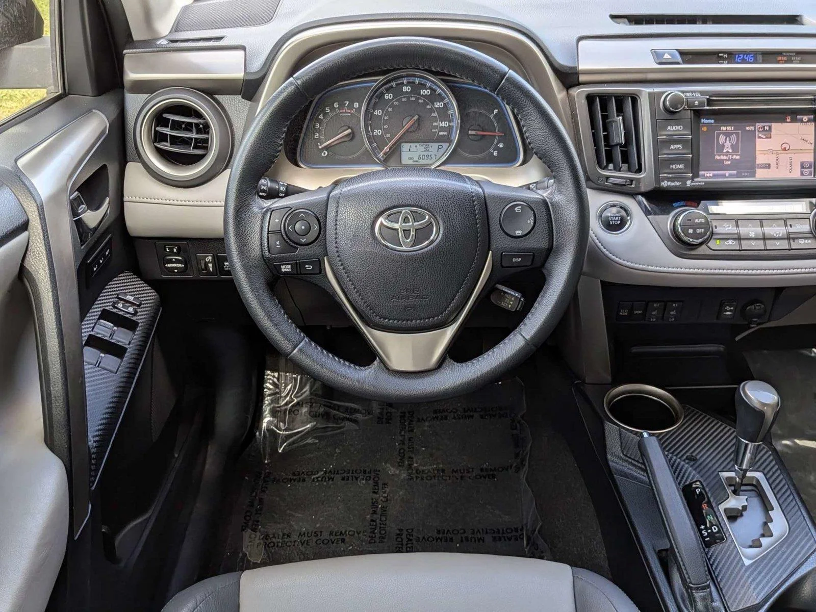 Used 2015 Gray Toyota Limited image 18