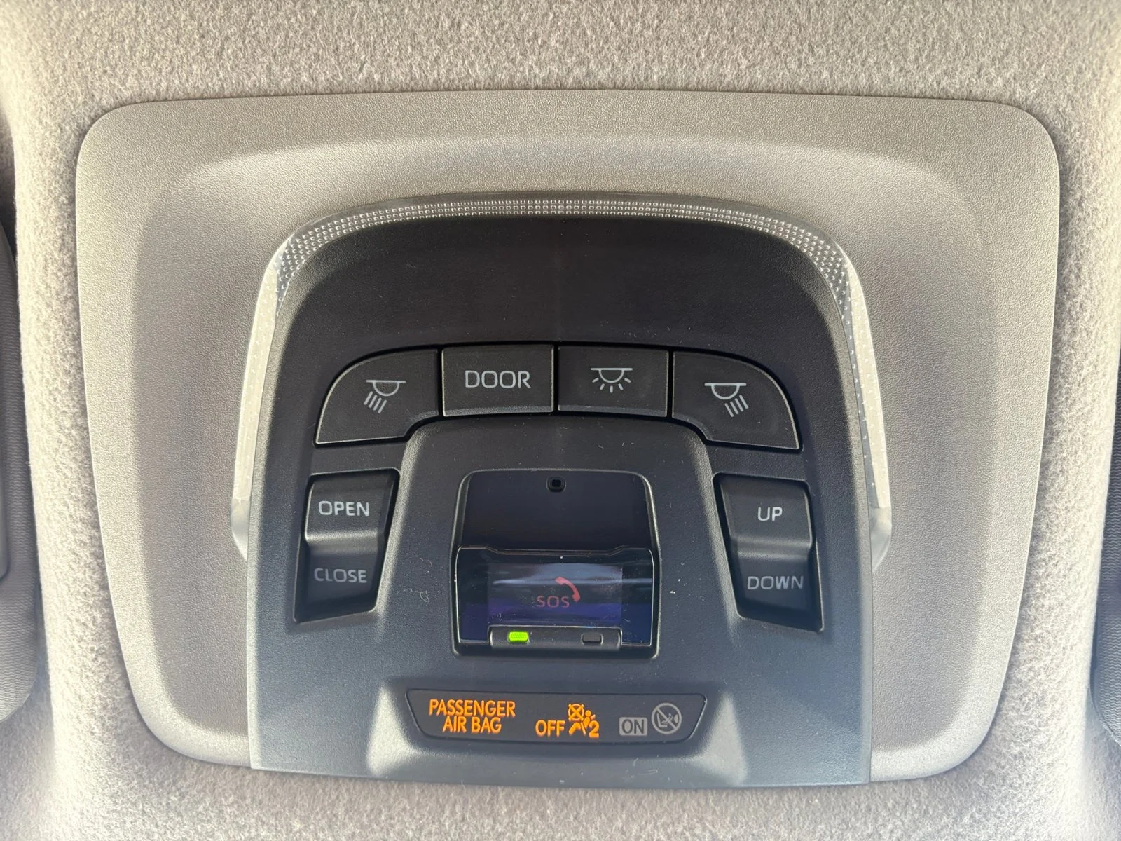 New 2026 Wind Chill Pearl <sup>1</sup> Toyota  XLE image 23