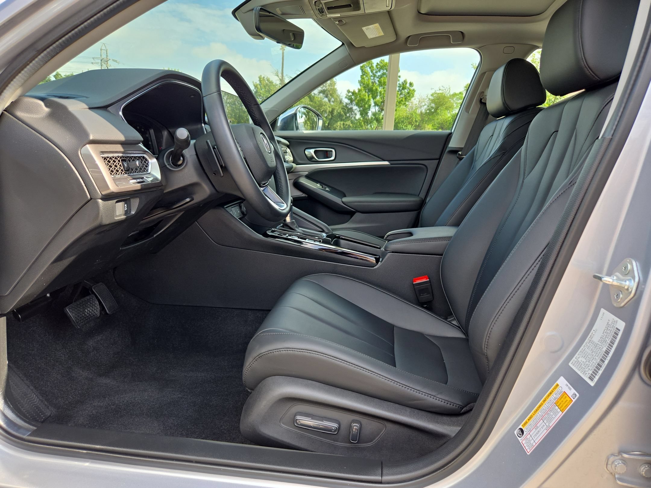 Used 2026 Solar Silver Metallic Acura  image 9
