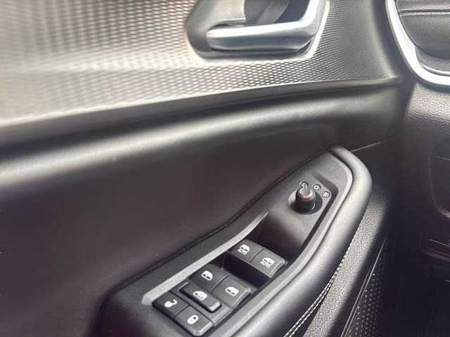 Used 2023 Gray Jeep Laredo image 23