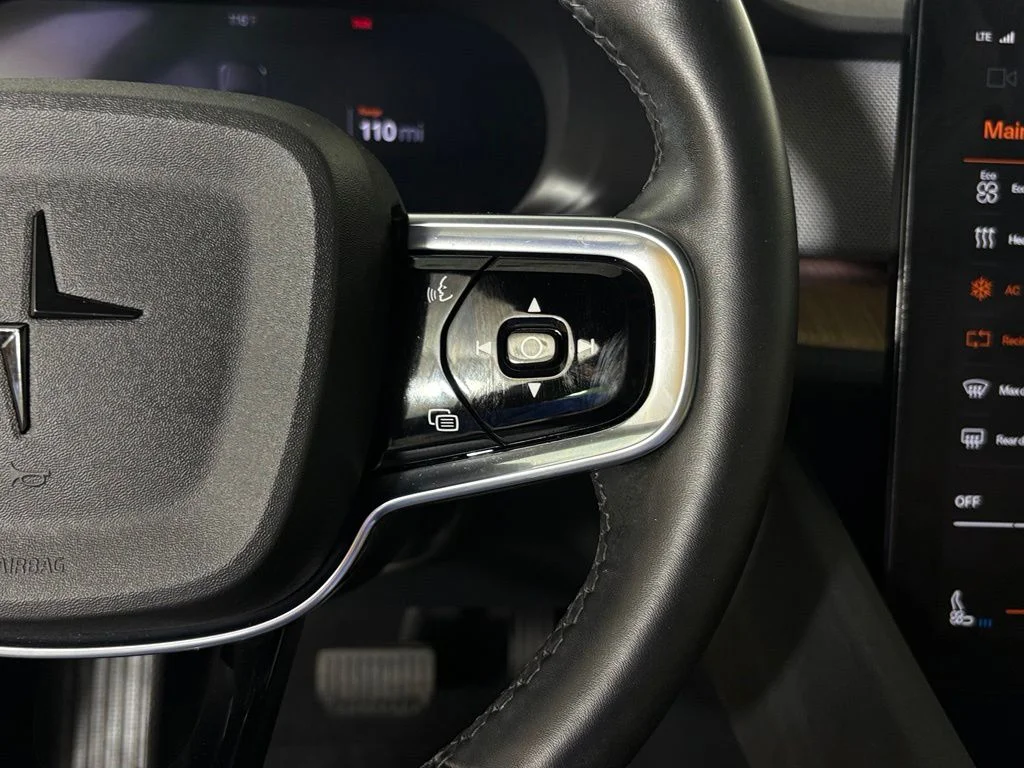Used 2022 Gold Polestar Long Range Dual Motor image 22