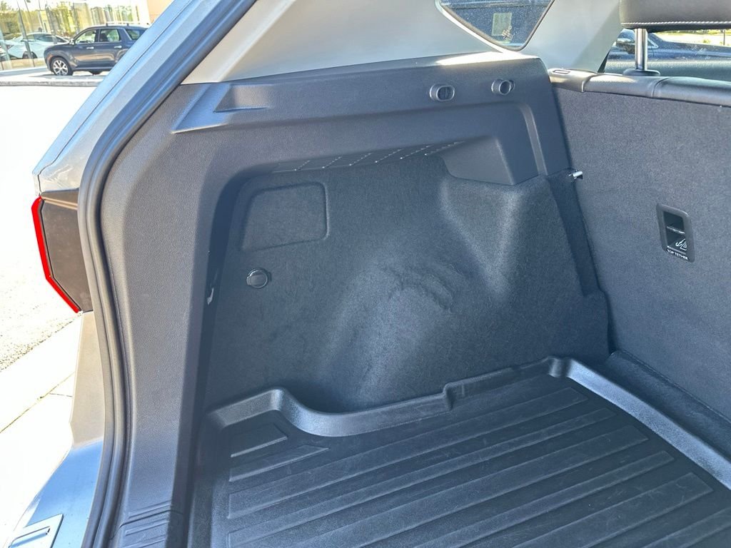 2023 Volkswagen Taos SE - Photo 22