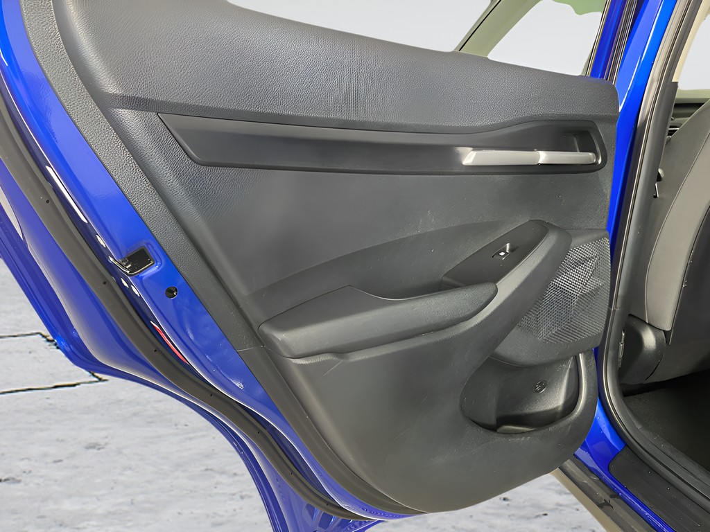 2023 Kia Seltos LX - Photo 11