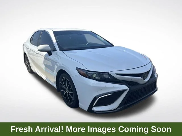 Used 2024 White Toyota SE image 1