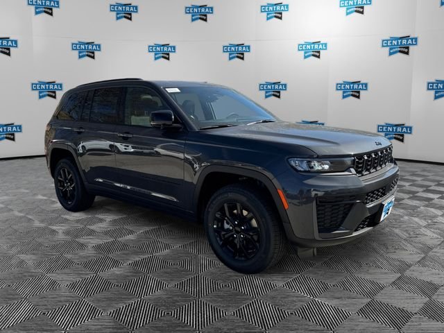 New 2026 Baltic Gray Metallic Clear-Coat Exterior Paint Jeep Laredo Altitude image 7